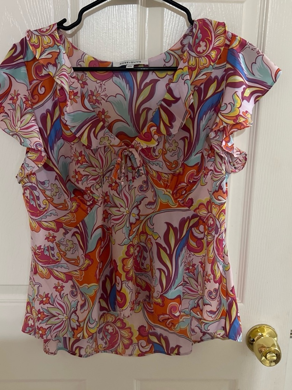 Rose & Olive Pink Paisley-Print Flutter Sleeve Blouse